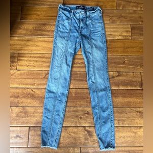 Hollister High-Rise Super Skinny Jeans Size 25